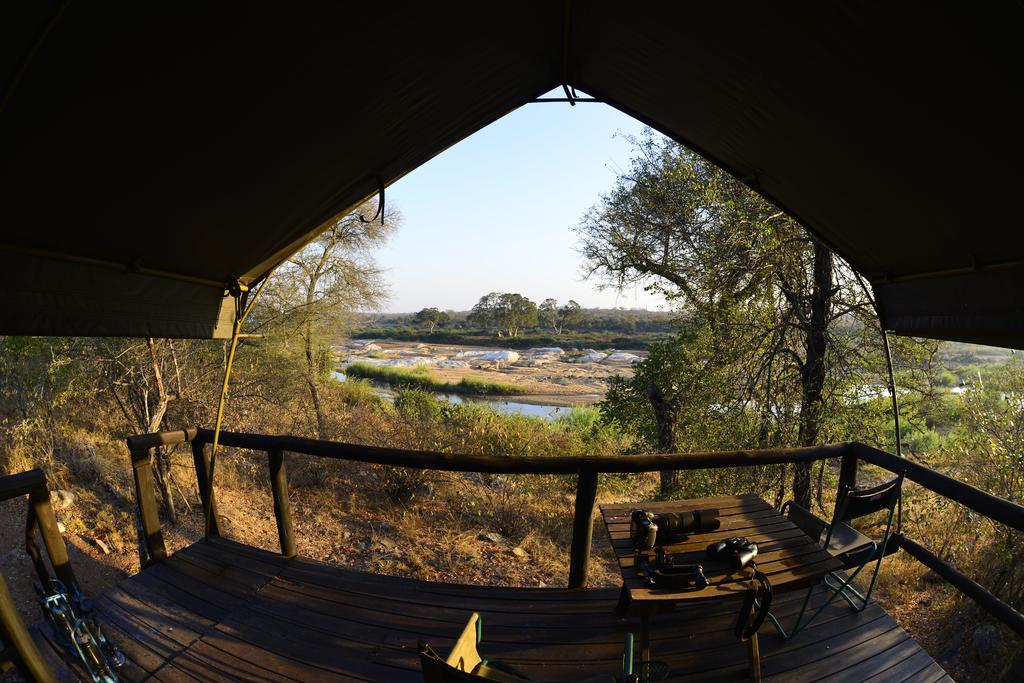 Готель Mtomeni Safari Camp Пгалаборва Екстер'єр фото